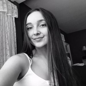 Meet your Posher, Camille